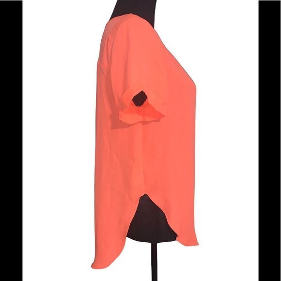 Mine High Low Short Sleeve Blouse - Picture 3 of 7